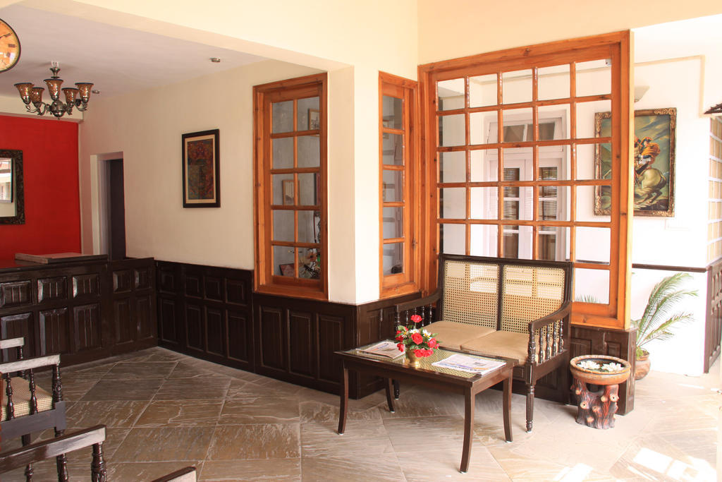 Rewa Retreat Hotell Nainital Rum bild